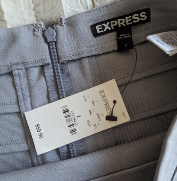 Express ribbed light gray skirt - Picture 2 of 3